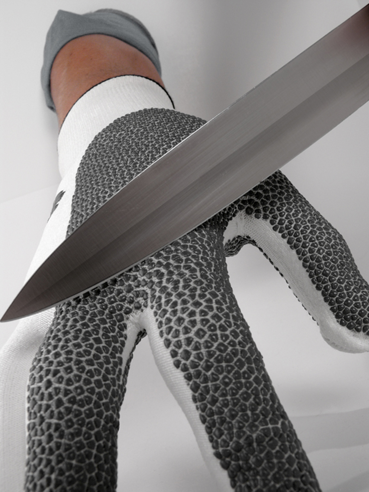 10-302 NXT Cut & Puncture Resistant Palm Glove action 1